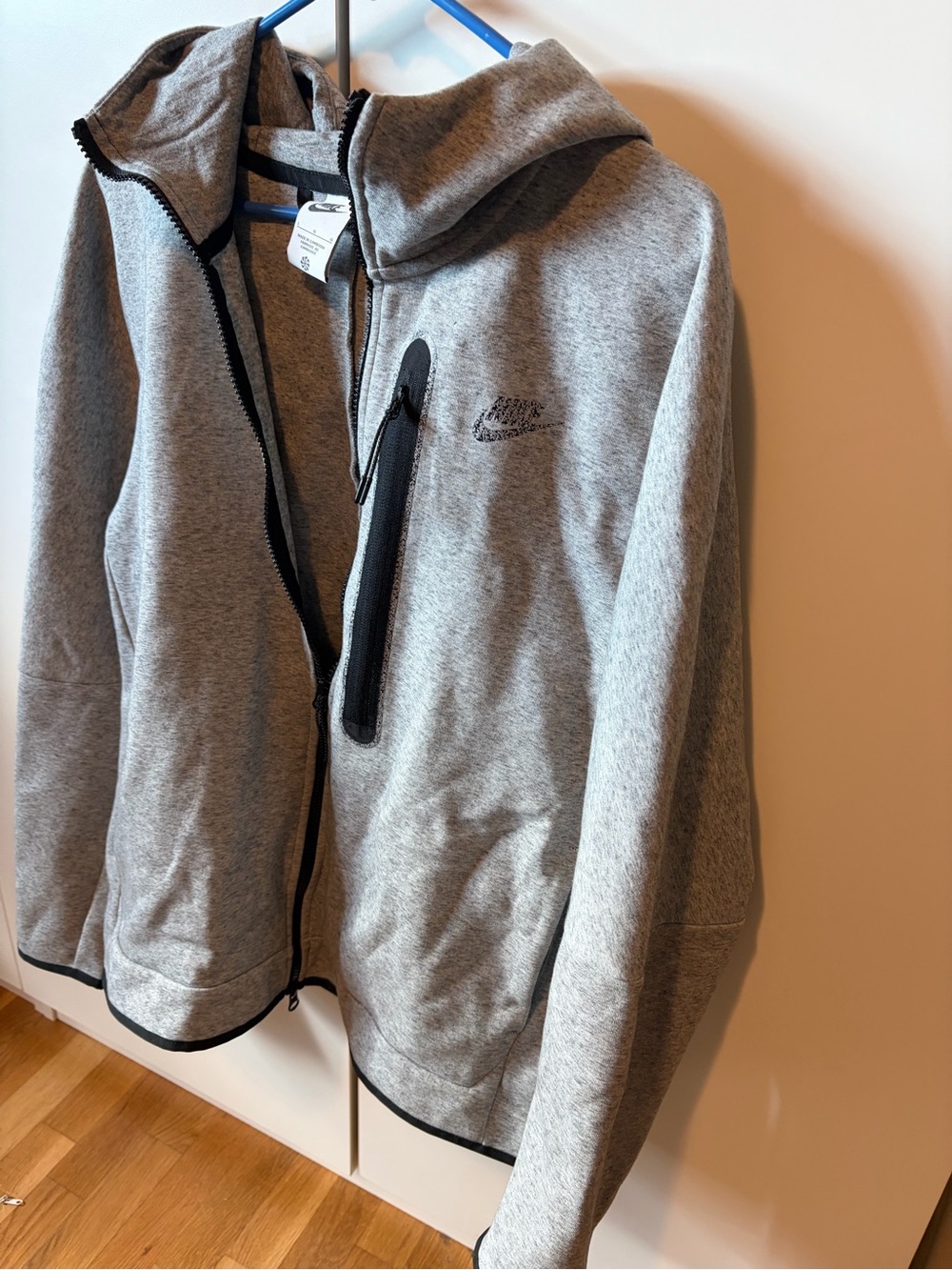 Nike Men’s Gray Fleece Tech Hooded Full-Zip Jacket with Chest Pocket